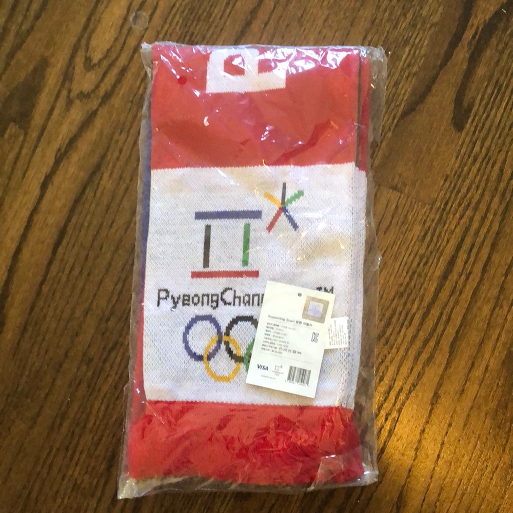 Scarf from 2018 PyeongChang Olympics